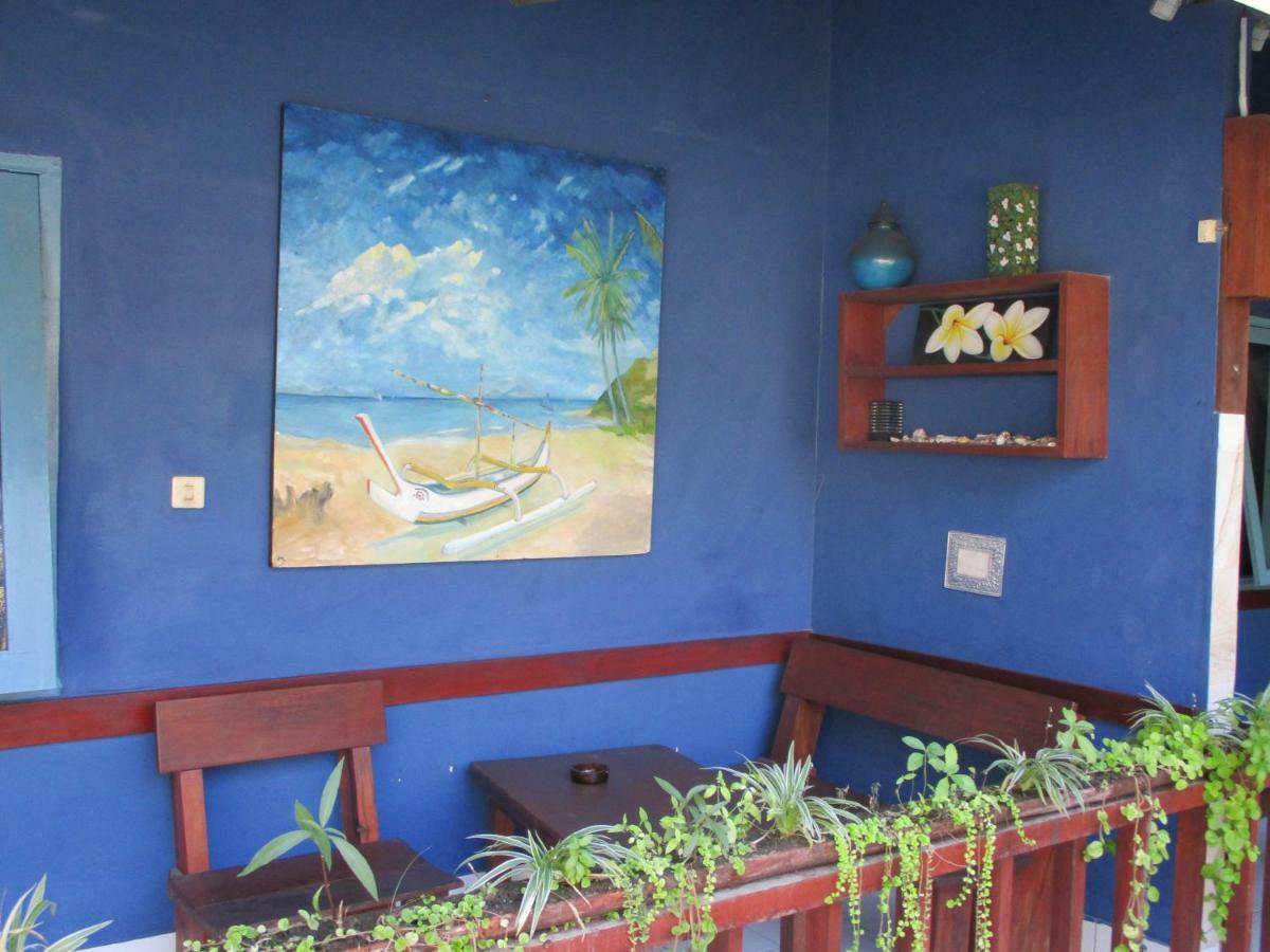 La Casa Homestay Senggigi Exterior photo