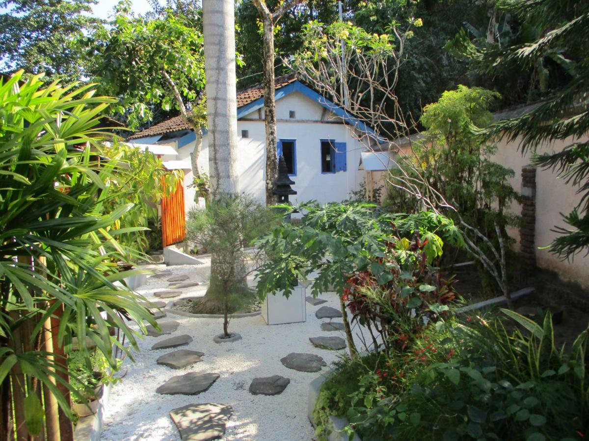 La Casa Homestay Senggigi Exterior photo